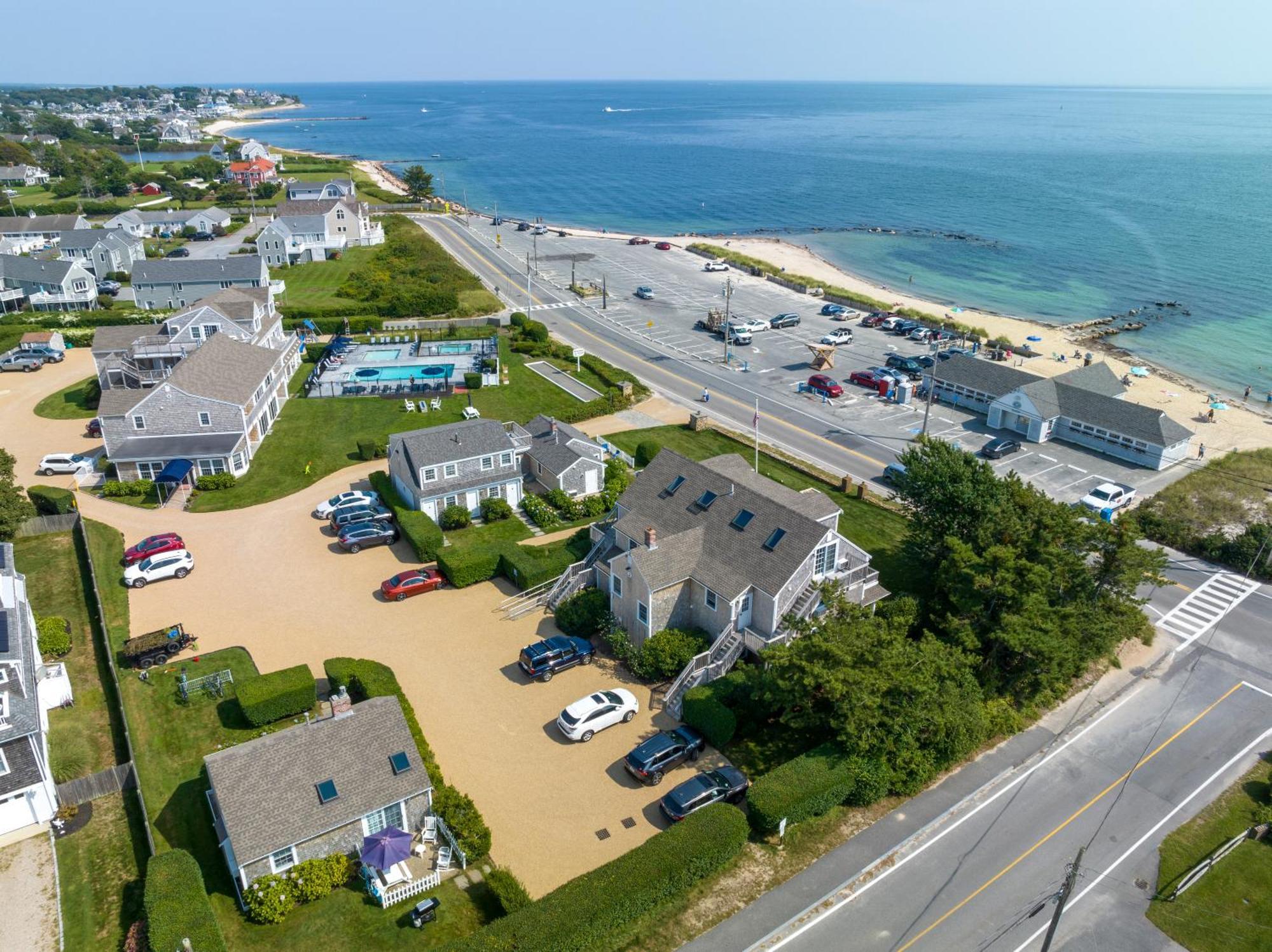 Beachside Village Resort 法尔茅斯 外观 照片