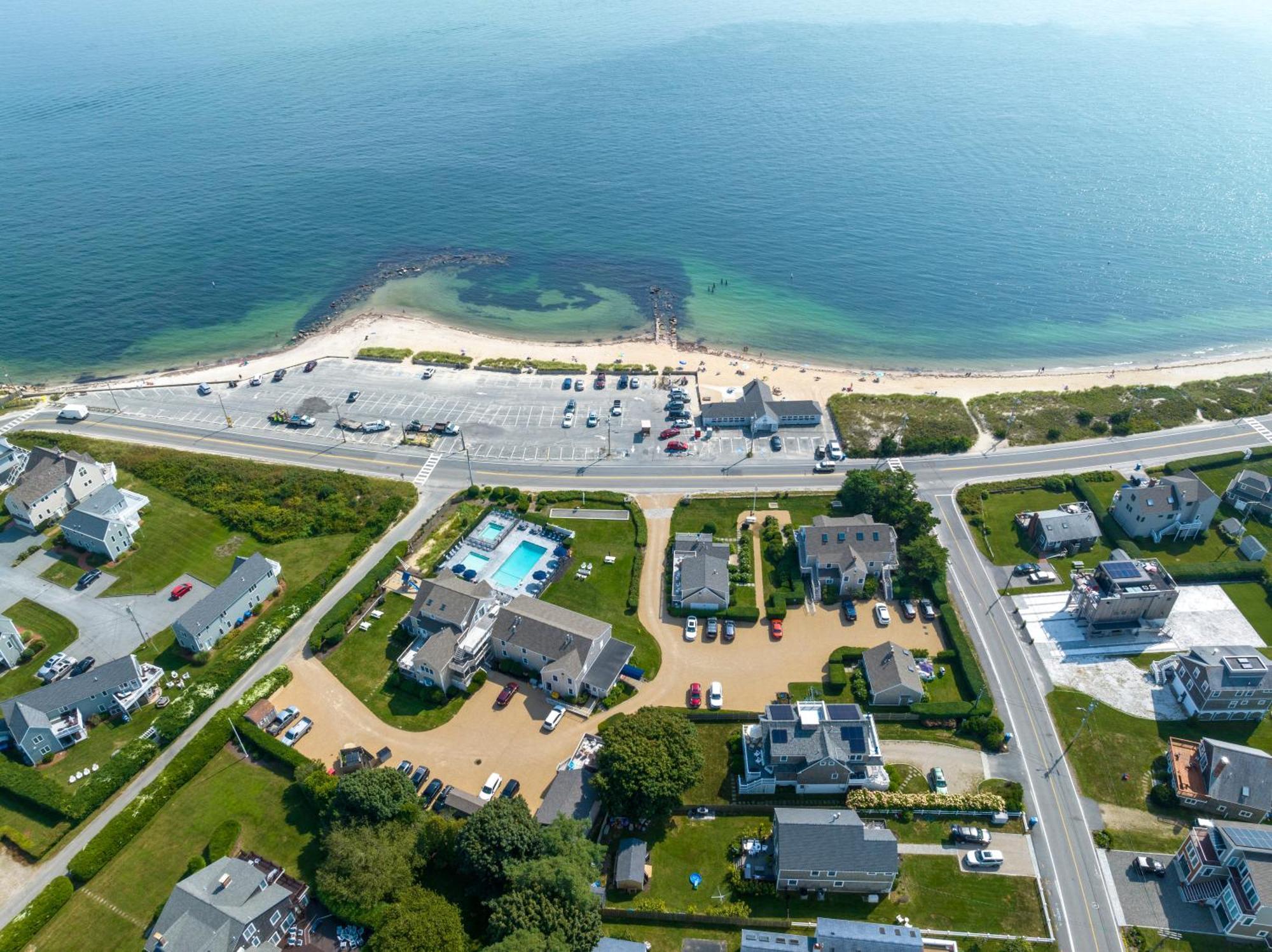 Beachside Village Resort 法尔茅斯 外观 照片